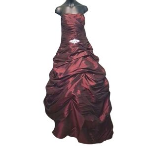 Glamour Girl Prom / Formal Beaded  Burgundy Dress 3358